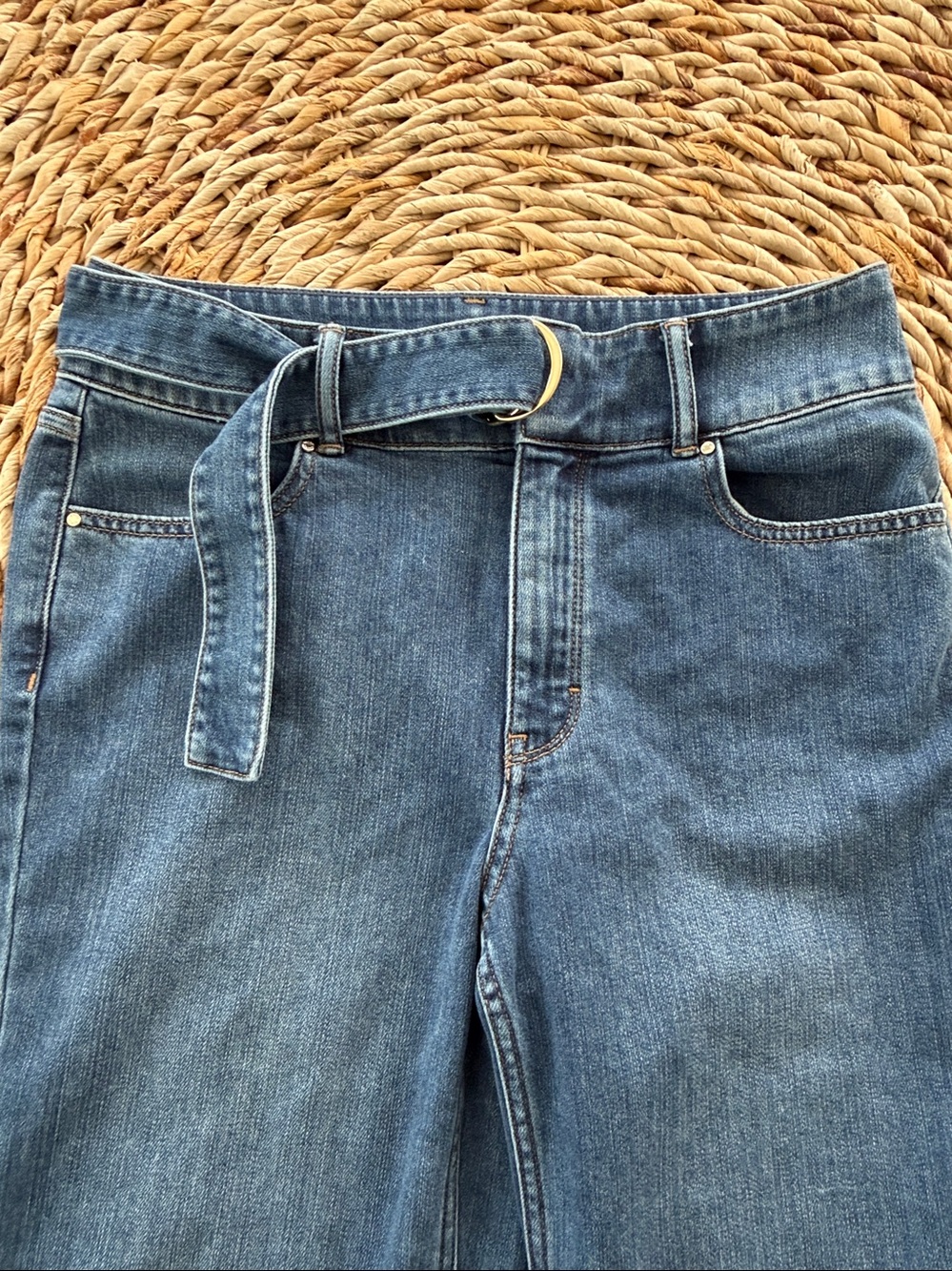 WHBM Wide Leg High Rise Crop with D-Ring Belt - Picture 10 of 16